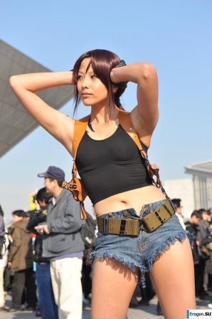 Festive Cosplay. Part 2. Thumbnail 11