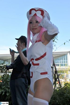 Festive Cosplay. Part 2. Thumbnail 3