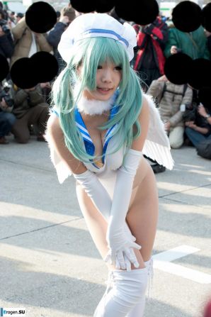 Festive Cosplay. Part 2. Thumbnail 35