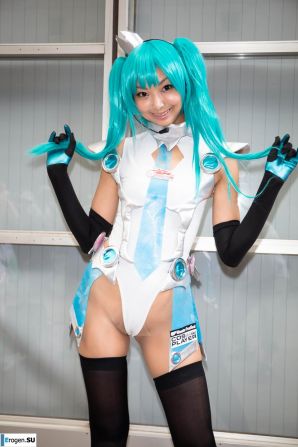 Festive Cosplay. Part 2. Thumbnail 39