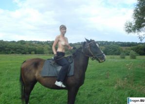 Rider. Thumbnail 3