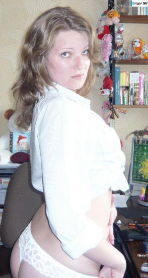 Few feminine charms . Thumbnail 51