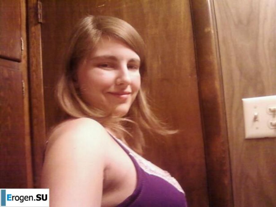 Busty Young Girl. Slide 31