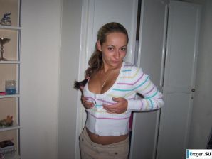 We're fooling around with girlfriends. Thumbnail 5