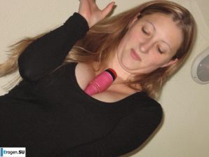 Chloe. Thumbnail 15