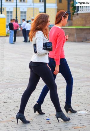 Девушки в джинсах суперстретч. Миниатюра 22