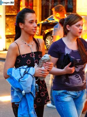 Девушки в джинсах суперстретч. Миниатюра 30