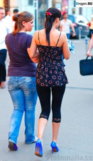 Девушки в джинсах суперстретч. Миниатюра 32