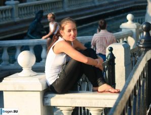 Девушки в джинсах суперстретч. Миниатюра 47