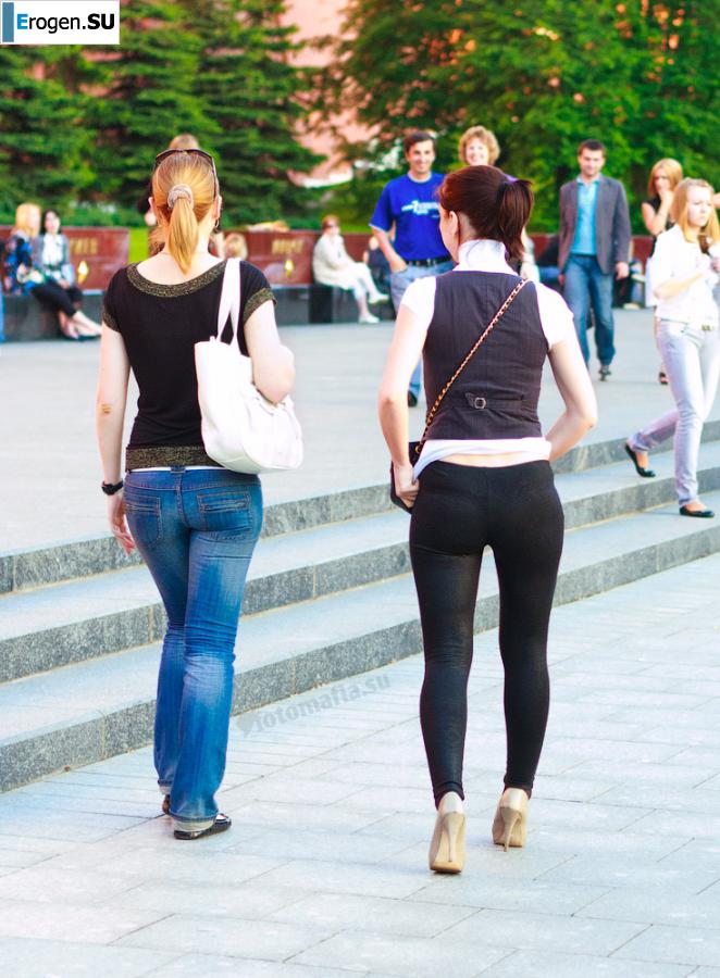 Girls in Leggings. Photo 30