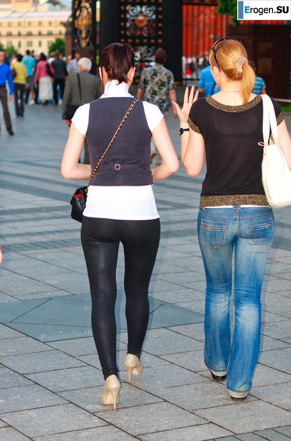 Girls in Leggings. Photo 33