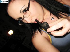 Young with a camera. Thumbnail 36