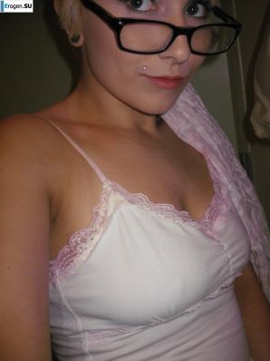 Young with a camera. Thumbnail 47