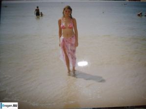Oksana and the carpet. Thumbnail 27
