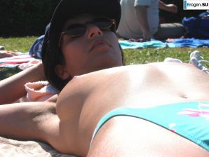 Posing on the seas. Thumbnail 11