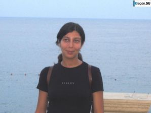Posing on the seas. Thumbnail 25