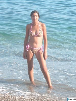 Posing on the seas. Thumbnail 27