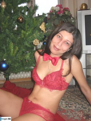 Christmas Girl. Thumbnail 5