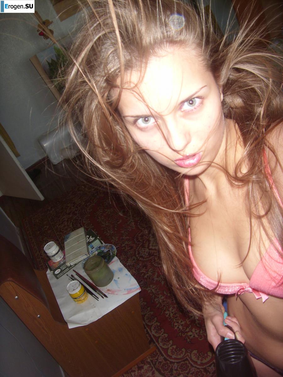 Selfies of a young artist. Slide 18