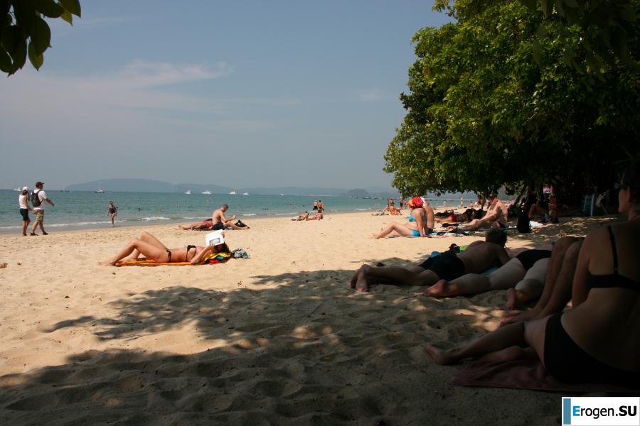 We lie to ourselves, sunbathe. Slide 1