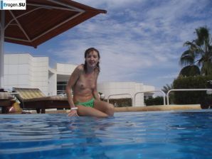 We lie to ourselves, sunbathe. Thumbnail 3