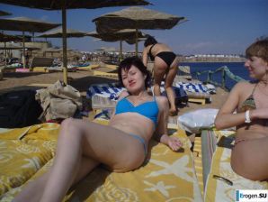 We lie to ourselves, sunbathe. Thumbnail 8