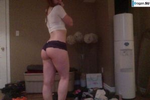 The foreigner self-photographs. Thumbnail 40