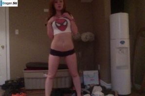 The foreigner self-photographs. Thumbnail 41