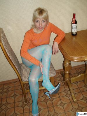 Girlfriends frolic and have a rest. Thumbnail 20