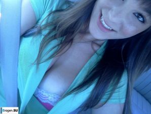 Selfies. Thumbnail 1