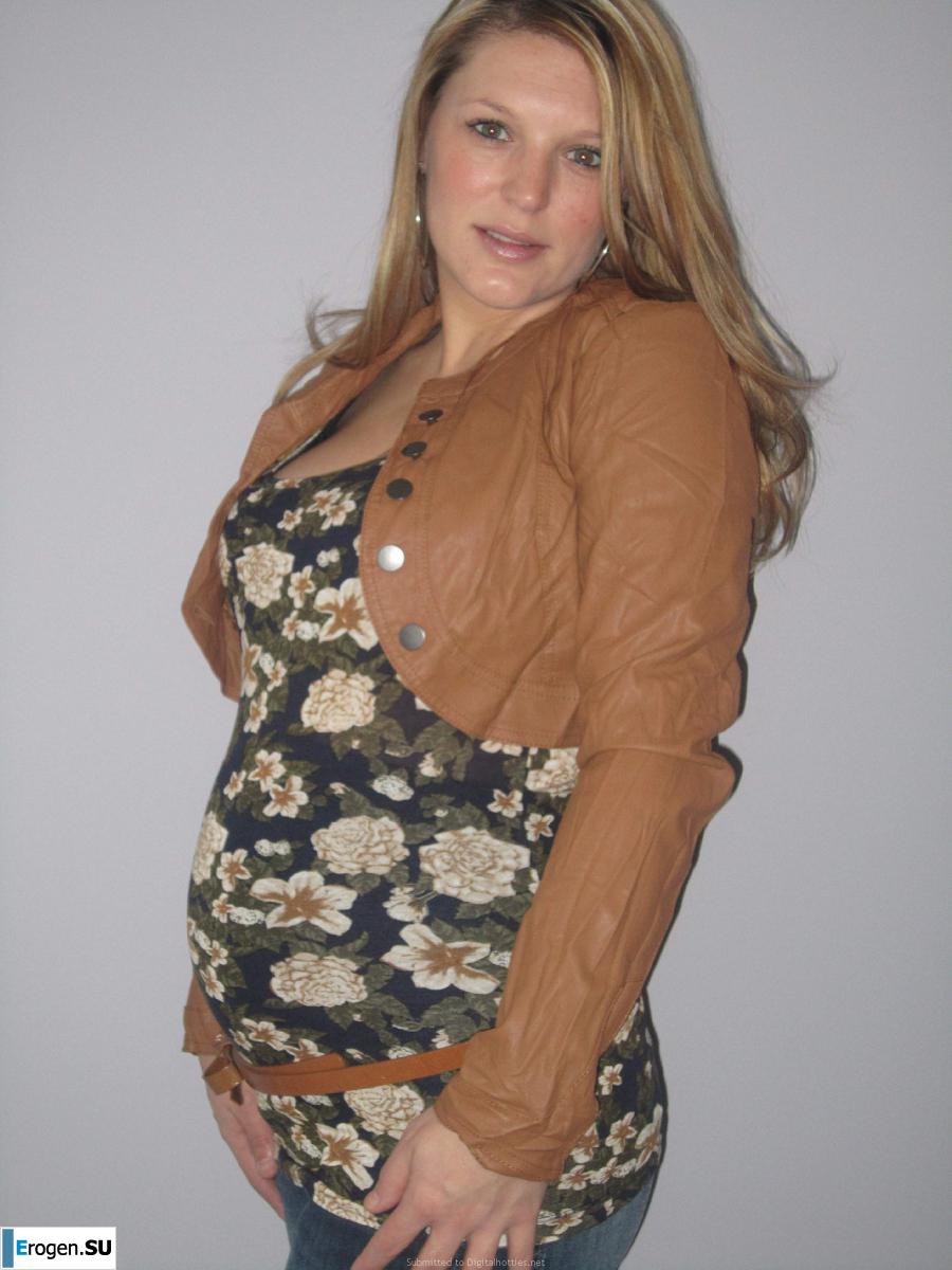 naked pregnant girl. Slide 47