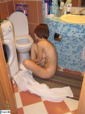 naked girls in various poses. Thumbnail 28