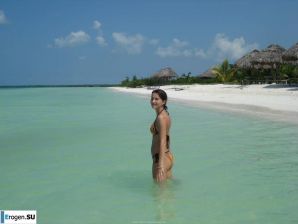 resting naked on the beach. Thumbnail 29