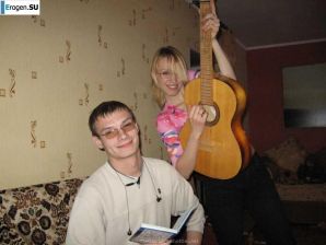 вечеринка студентов на хате. Миниатюра 10