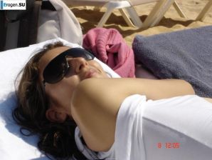 striptease lesbians. Thumbnail 12