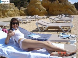 striptease lesbians. Thumbnail 17