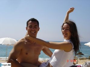 striptease lesbians. Thumbnail 18