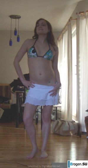 girl on the bed for a guy. Thumbnail 13