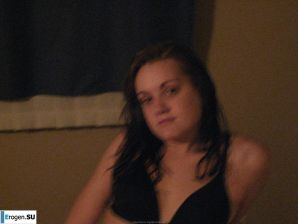 girl on the bed for a guy. Thumbnail 26
