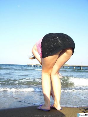 naked girls in various poses. Part 2. Thumbnail 36