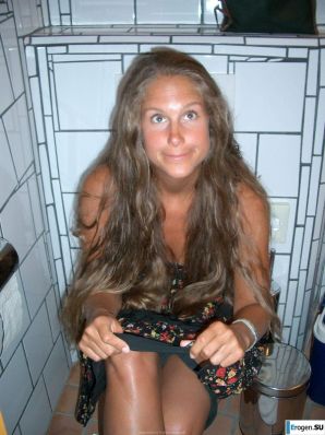 Naked and cheerful. Thumbnail 24