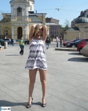 Young naked student. Thumbnail 18