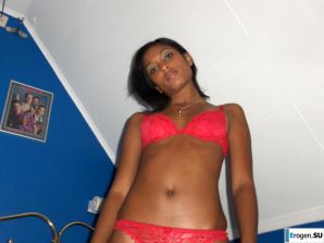 black woman as in the picture. Thumbnail 6