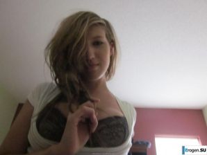 young and glamorous girl. Thumbnail 8
