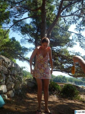 naked girls on the beach. Part 3. Thumbnail 11