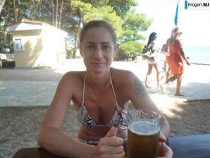 naked girls on the beach. Part 3. Thumbnail 13
