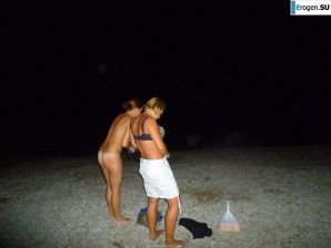 naked girls on the beach. Part 3. Thumbnail 2