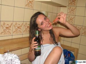 Russian newlyweds in a wedding sex tour. Thumbnail 36