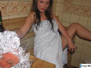 Russian newlyweds in a wedding sex tour. Thumbnail 40