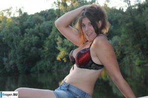 naked girls on the lake. Part 6. Thumbnail 18